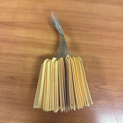 Manila Shipping Tags Pre-Wired 4.75" x 2.375" 13 Pt – Box of 900 Tags - Thumbnail 4