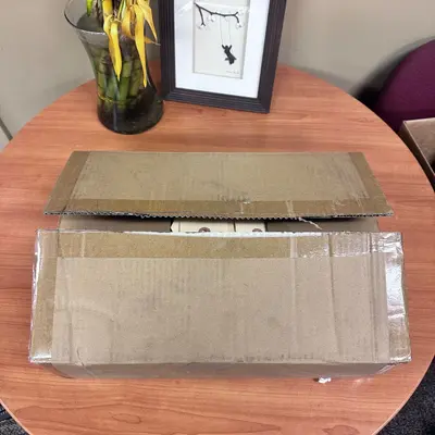 Manila Shipping Tags Pre-Wired 4.75" x 2.375" 13 Pt – Box of 900 Tags - Thumbnail 5