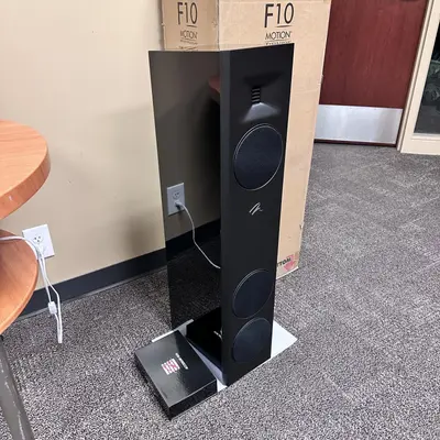 MartinLogan Motion F10 3-Way Floorstanding Speaker Dual 5.5” Woofers Gloss Black - Thumbnail 3