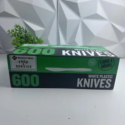 Member's Mark White Plastic Knives, 600 Count - Thumbnail 3