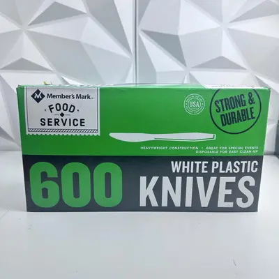 Member's Mark White Plastic Knives, 600 Count - Thumbnail 2