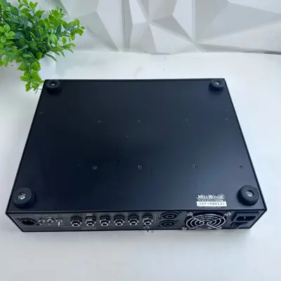Mesa Boogie Subway D-800+ Lightweight 800-Watt Class D Bass Amplifier Head D8P - Thumbnail 9