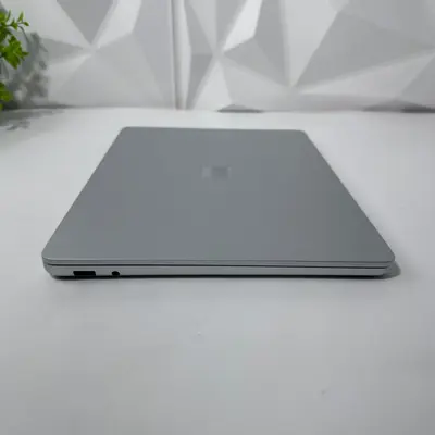 Microsoft Surface Laptop 13" Touch, Snapdragon X Plus, 16GB, 256GB SSD, Platinum - Thumbnail 3