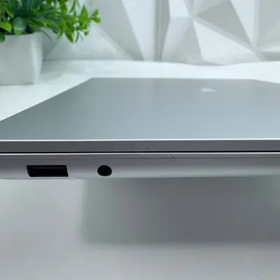 Microsoft Surface Laptop 7th Ed 2095 13" 2K Touch, Snapdragon X Plus, 16GB,256GB - Thumbnail 9