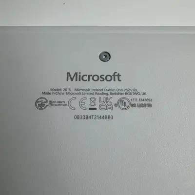 Microsoft Surface Laptop SE 11.6" Celeron N4020, 4GB RAM, 64GB for School Office - Thumbnail 10