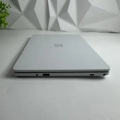 Microsoft Surface Laptop SE 11.6" Celeron N4020, 4GB RAM, 64GB for School Office - Thumbnail 3