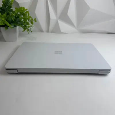 Microsoft Surface Laptop SE 11.6" Intel Celeron 8GB RAM, 128GB for School Office - Thumbnail 4