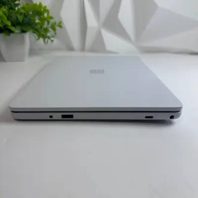 Microsoft Surface Laptop SE 11.6" Intel Celeron 8GB RAM, 128GB for School Office - Thumbnail 3