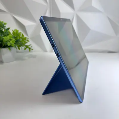 Microsoft Surface Pro 11th 13" Touch, Snapdragon X Elite, 16GB, 512GB *Pls READ* - Thumbnail 6