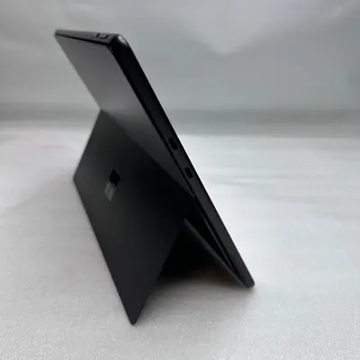 Microsoft Surface Pro 11th Ed 13", Snapdragon X Plus, 16GB, 512GB SSD + Keyboard - Thumbnail 4
