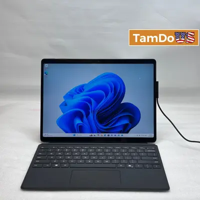 Microsoft Surface Pro 11th Ed 13", Snapdragon X Plus, 16GB, 512GB SSD + Keyboard - Thumbnail 1