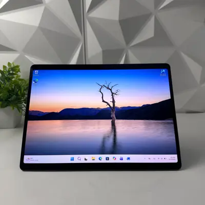 Microsoft Surface Pro 11th Laptop 13" Touch, Snapdragon X Elite, 16GB, 1TB SSD - Thumbnail 4