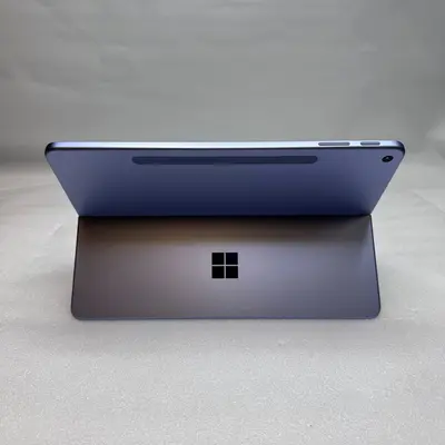 Microsoft Surface Pro 12" Touch 2110, Snapdragon X Plus, 16GB LPDDR5 , 512GB SSD - Thumbnail 3