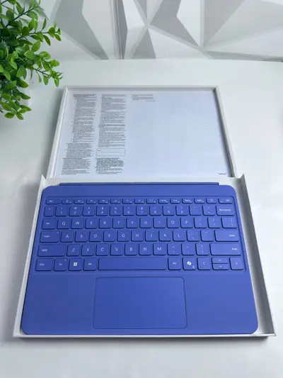Microsoft Surface Pro Keyboard Model 2100 FOR Surface Pro 11 10 9 8 - Thumbnail 2