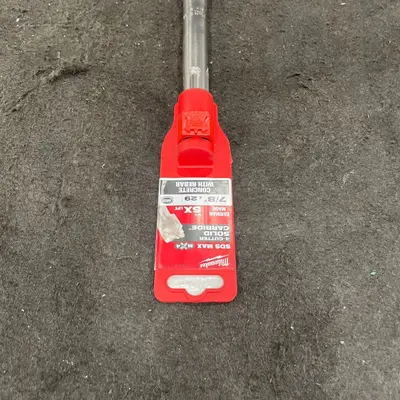 Milwaukee 7/8" x 29ft 4-Cutter Solid Carbide Concrete Drill Bit - Thumbnail 3