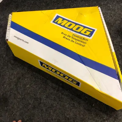 MOOG RK7424 Control Arm Front Lower OEM FOR Chevrolet Malibu Pontiac G6 Saturn - Thumbnail 3
