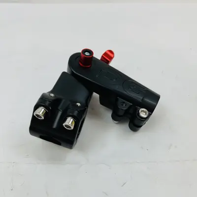 Motorcycle Hydraulic Clutch Master Cylinder Lever Assembly, CNC Black/Red - Thumbnail 3