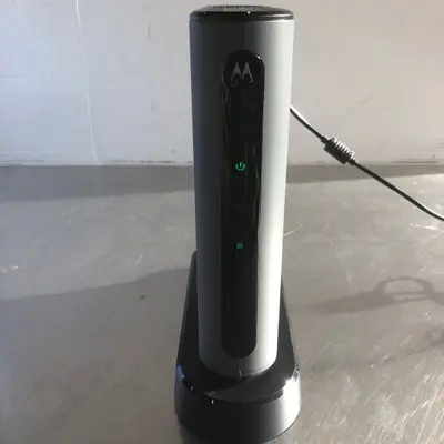 Motorola MT7711 Cable Modem Router, 24x8 DOCSIS 3.0, AC1900, Voice - Thumbnail 6