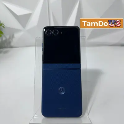 Motorola Razr 2025 | 256GB | Cricket Wireless Locked | Blue Foldable Smartphone - Thumbnail 1