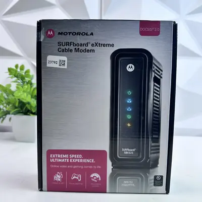 Motorola SURFboard SB6121 DOCSIS 3.0 Cable Modem – High-Speed Internet - Thumbnail 2