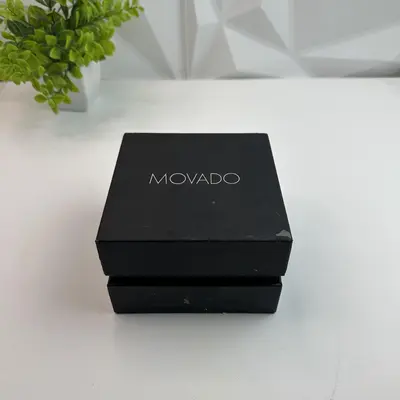 Movado Museum 2100003 Women's Watch 26mm Silver Dial Black Leather Strap - Thumbnail 4