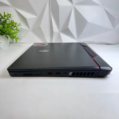 MSI Raider GE68HX 13VF 16" Gaming Laptop, i9-13950HX, 32GB DDR5, 1TB, RTX 4060 - Thumbnail 4