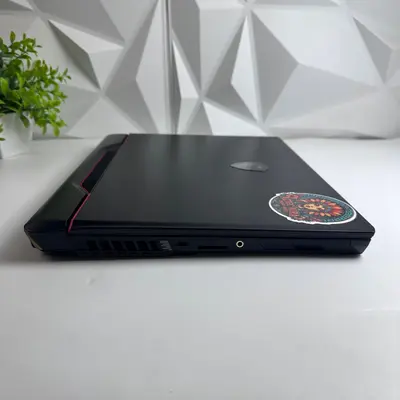 MSI Raider GE68HX 13VF 16" Gaming Laptop, i9-13950HX, 32GB DDR5, 1TB, RTX 4060 - Thumbnail 3