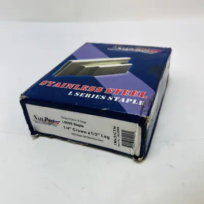 Nail Pro L08SS 1/2" Leg x 1/4" Stainless Steel Narrow Crown Staples - Thumbnail 2