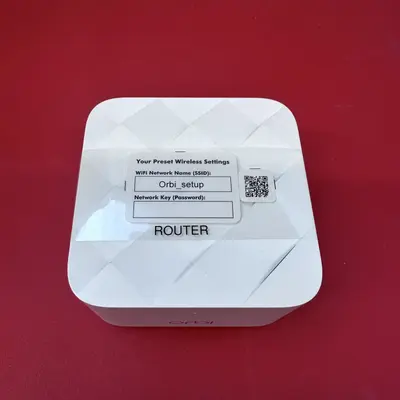 Netgear Orbi RBR10 Dual-Band Mesh WiFi Router - Thumbnail 2