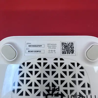Netgear Orbi RBR10 Dual-Band Mesh WiFi Router - Thumbnail 3