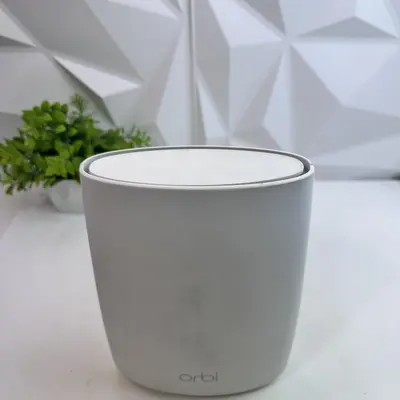 NETGEAR Orbi Satellite RBS50 Tri-Band WiFi Mesh Extender, AC3000 - Thumbnail 3