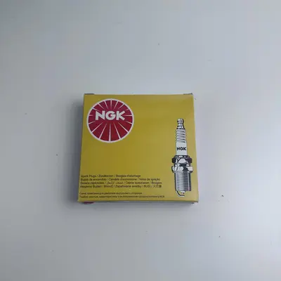 NGK LFR5A-11 Spark Plugs (4-Pack) - Thumbnail 4