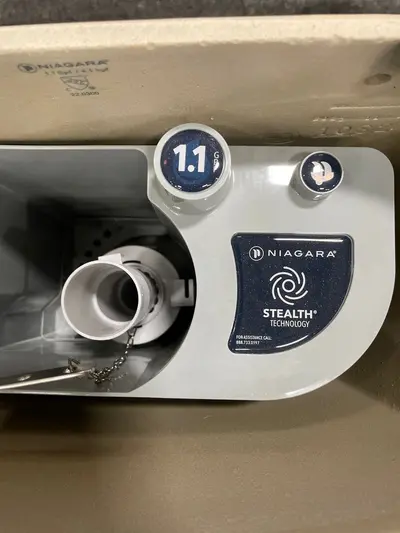 Niagara Sabre Stealth 1.1 GPF Toilet Tank White Left Hand 22.0300.01LWH - Thumbnail 6