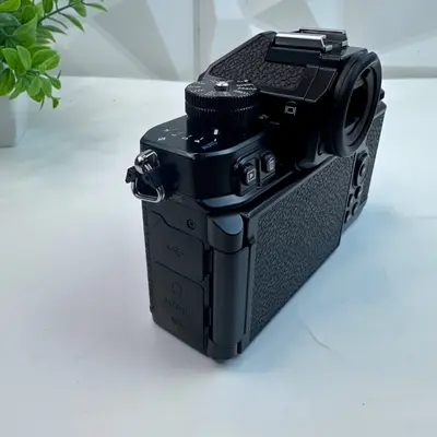 Nikon Z f Mirrorless Digital Camera Body Only 24.5MP 4K Black FX Format Zf - Thumbnail 4