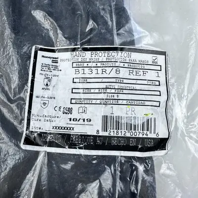 North B131R Black Chemical-Resistant Gloves - Size 8 - Thumbnail 3