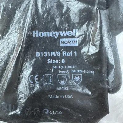 North B131R Black Chemical-Resistant Gloves - Size 8 - Thumbnail 2