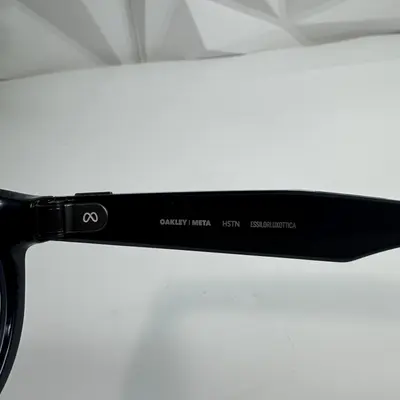 Oakley Meta HSTN Smart Glasses OW8002 Matte Black Clear Lens 51mm AI Eyewear - Thumbnail 4