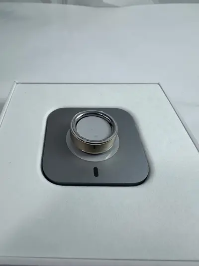 Oura Ring 4 Smart Ring Health & Fitness Tracker Rose Gold Size 8 - Thumbnail 2