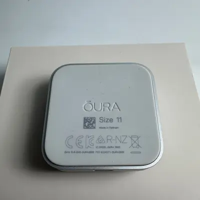 Oura Ring 5 Smart Ring (Size 11, Black) Health & Sleep Tracker Set - Thumbnail 6