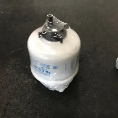 Donaldson Fuel Filter Cartridge Replacement for JD RE60021 - Thumbnail 1
