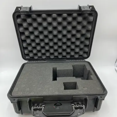 Pelican 1450 Hard Case with Foam Black FOR Cameras Tools Sensitive Equipment - Thumbnail 2