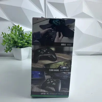 PowerA MOGA XP5-X+ Bluetooth Controller, 3000mAh Power Bank, Android, Xbox - Thumbnail 10