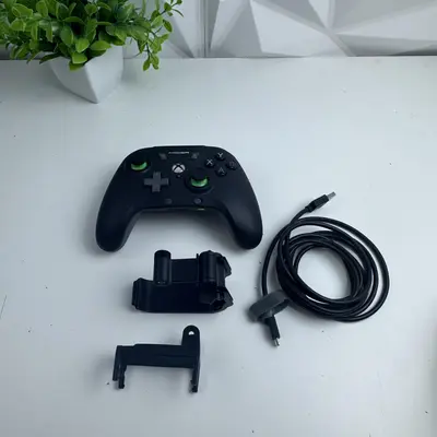 PowerA MOGA XP5-X+ Bluetooth Controller, 3000mAh Power Bank, Android, Xbox - Thumbnail 4
