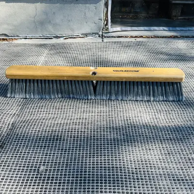 ProSource 24" Grey Flagged Push Broom Heavy-Duty Commercial Floor Sweeper - Thumbnail 2