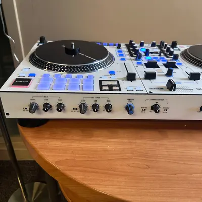 RANE DJ ONE MKII Professional Motorized DJ Controller with Stem Controls - Thumbnail 6