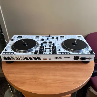 RANE DJ ONE MKII Professional Motorized DJ Controller with Stem Controls - Thumbnail 3