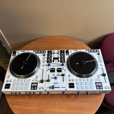 RANE ONE MKII Motorized Serato DJ Controller, 2-Deck, White *Pls READ* - Thumbnail 4