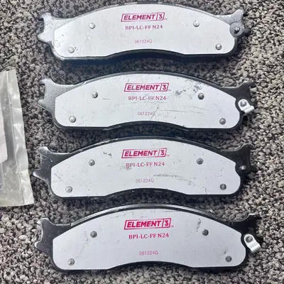Raybestos PGD965M Element3 Front Brake Pads w/Hardware - Thumbnail 3