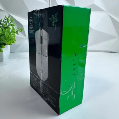 Razer Viper V3 Pro White Edition Ultralight Wireless Esports Gaming Mouse 8000Hz - Thumbnail 6