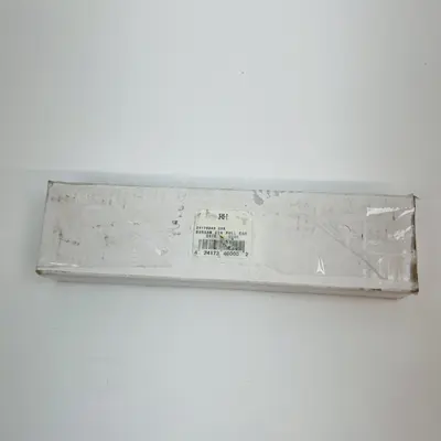 Restoration Hardware Durham Drawer Pull 6" Chrome Finish, Model 24170245 - Thumbnail 3